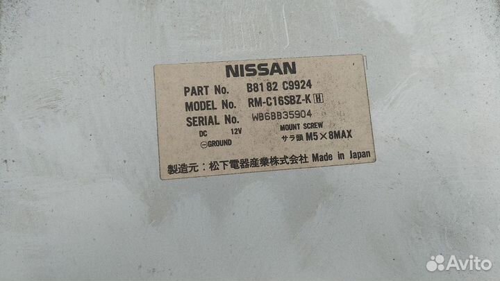 Магнитофон Nissan