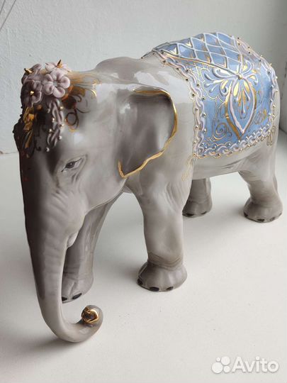Статуэтка слон