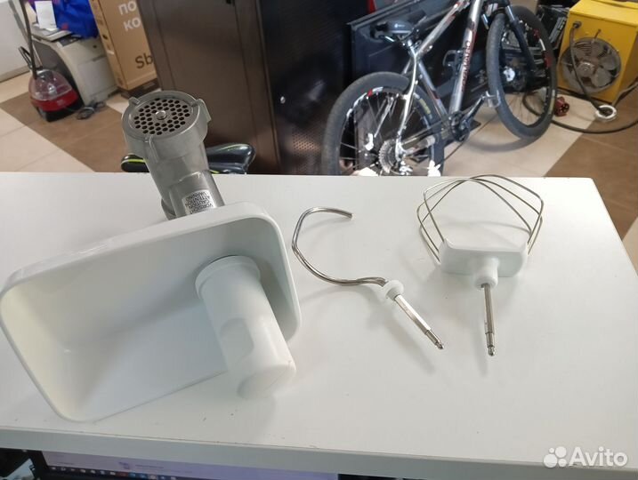 Кухонная машина Bosch MUM4855