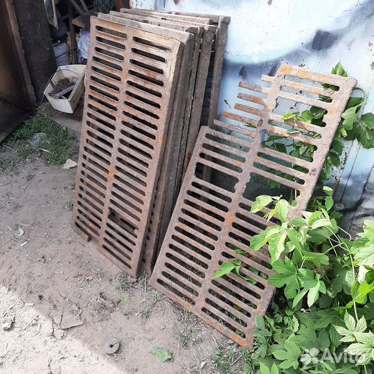 Чугунные ливневые решетки