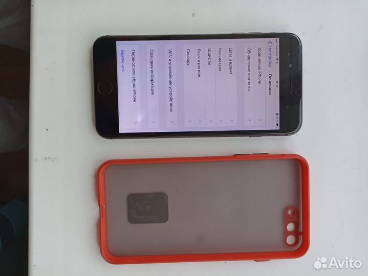 iPhone 8 Plus, 64 ГБ