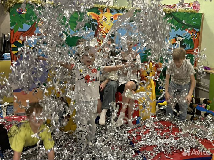 Бумажное шоу бу