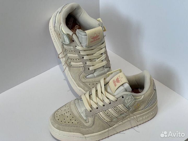 Кроссовки женские Adidas Forum 84 Off White