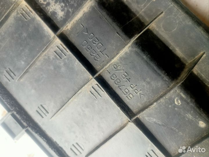 Крышка жабо Toyota Corolla 150 Левая