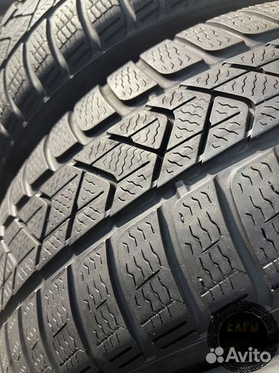 Pirelli Winter Sottozero 3 215/55 R17 98V