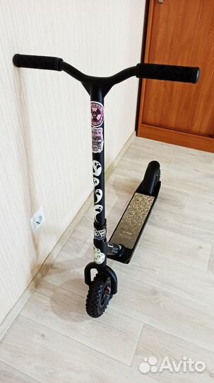 Трюковой дёртовый самокат xaos Ghost