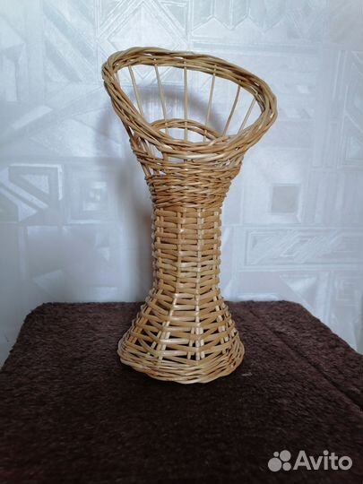 Плетеная конфетница, ваза, корзинка