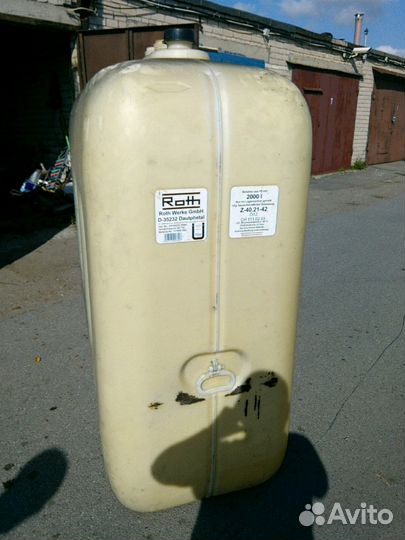 Емкость под воду 2000лит