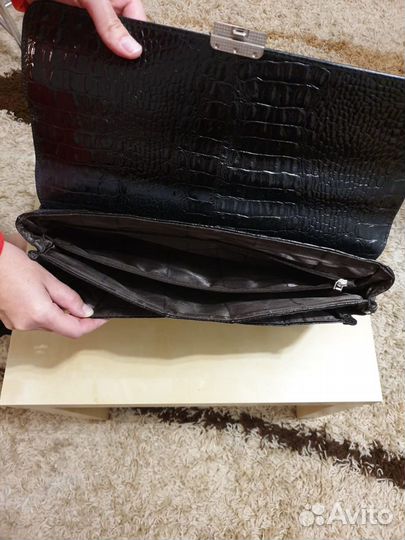 Мужской кожаный портфель Breeze journey