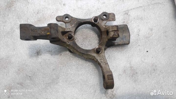 Кулак поворотный левый Opel Astra h