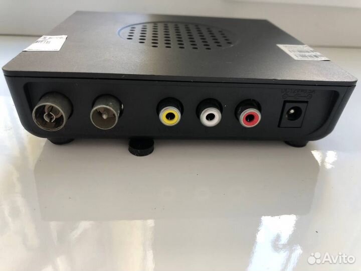 Тв-приставка DCD3011