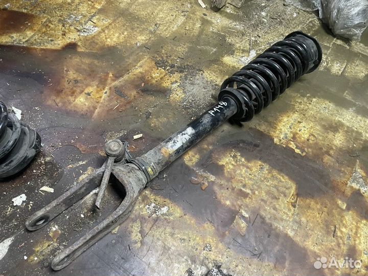 Mercedes W164 передняя стойка с пружиной