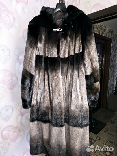 Шуба норковая с капюшоном