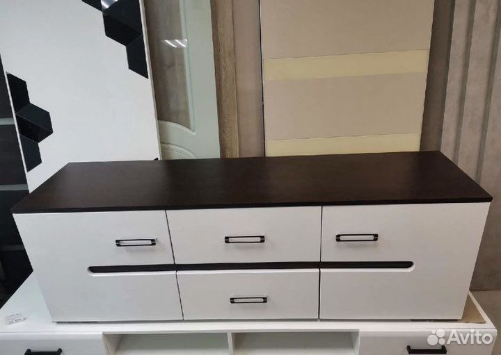 Тумба под тв