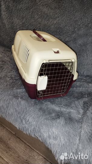 Переноска для кошек и собак