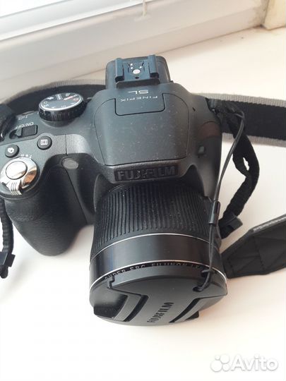 Цифровой фотоаппарат Fujifilm FinePix SL260