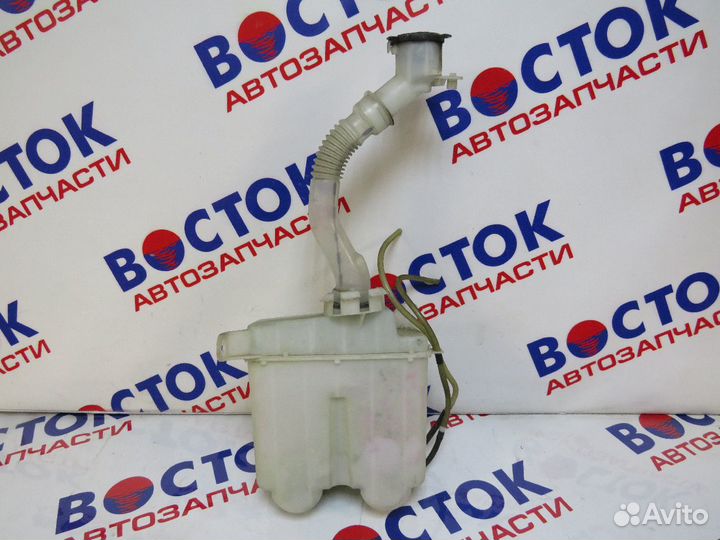 Бачок омывателя toyota wish ZNE10G, ANE10G, ANE11W