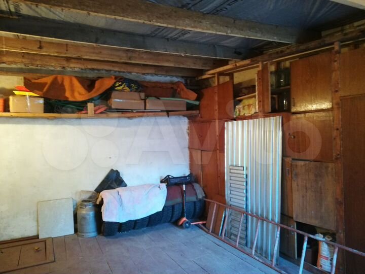 Гараж, > 30 м²