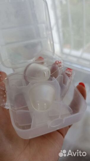 Силиконовые накладки на грудь для кормления