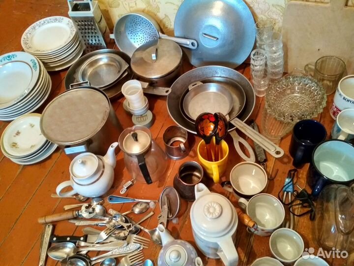 Набор посуды для дома или дачи, 150 предметов