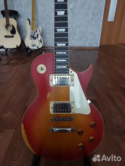 Электрогитара Vintage v100 Les Paul Icon Series