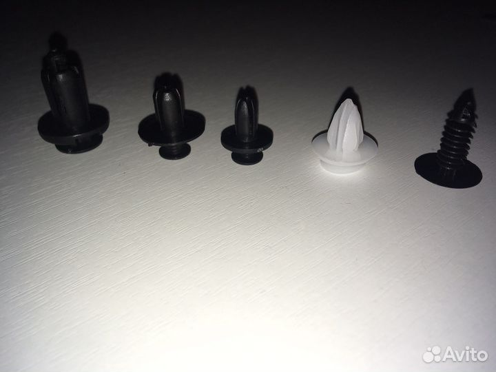 Набор Пистоны/клипсы