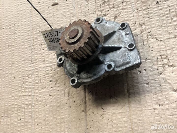 Помпа Volvo C30 B5244S4 30713570