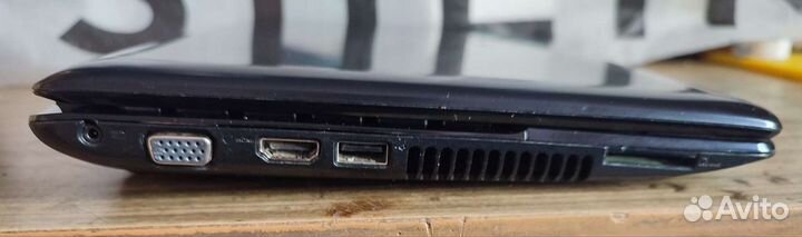 Asus 1215N