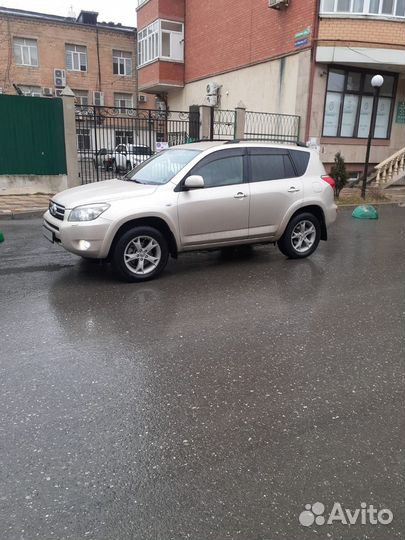 Toyota RAV4 2.4 AT, 2008, 171 000 км