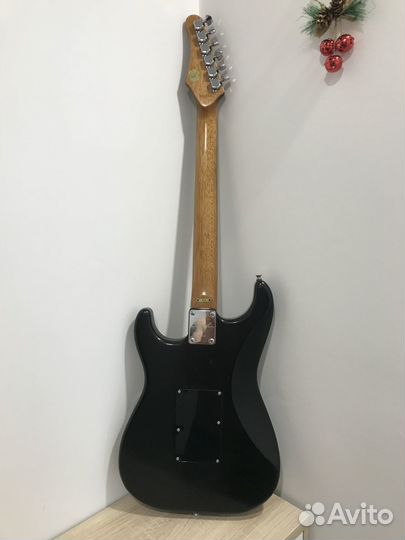 Электрогитара