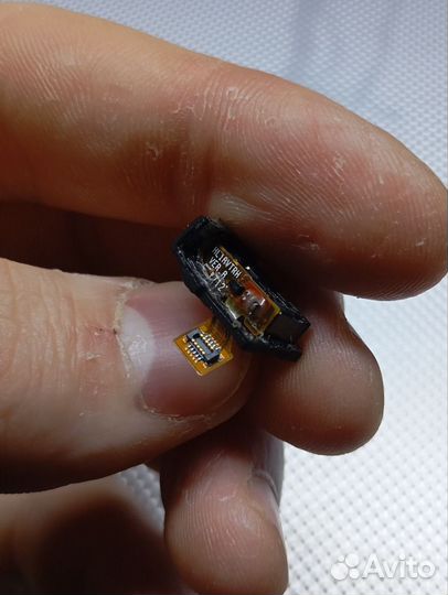 Huawei P10. Разъем наушников. Оригинал