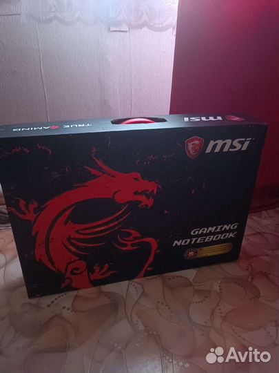 Коробка MSI 17.3