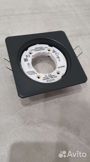 Светильник встраиваемый ecola