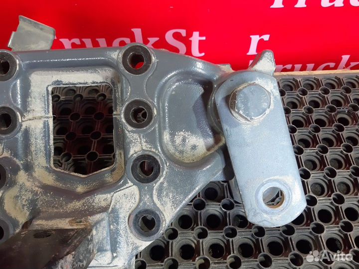 Кронштейн рессоры задний левый Daf XF106