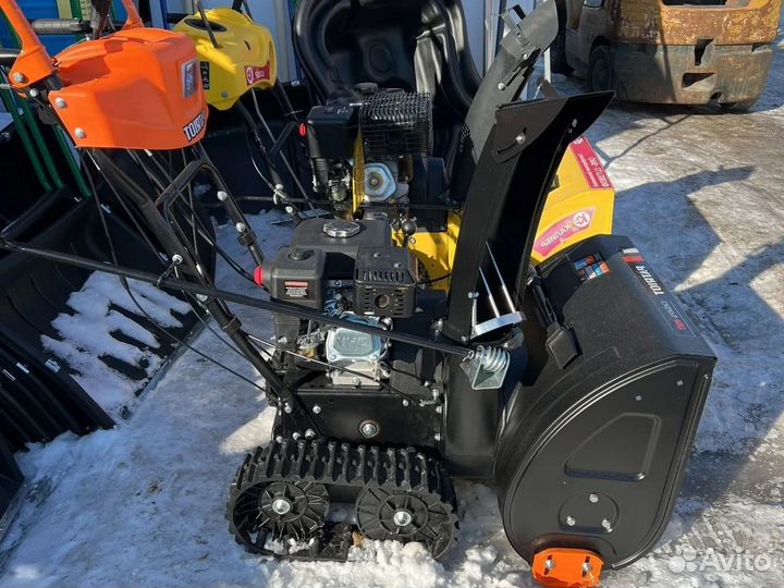 Снегоуборщик Патриот Сибирь 85 ET гусеничный