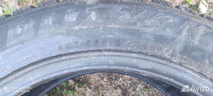 Bridgestone Blizzak Spike-01 235/55 R18 104T