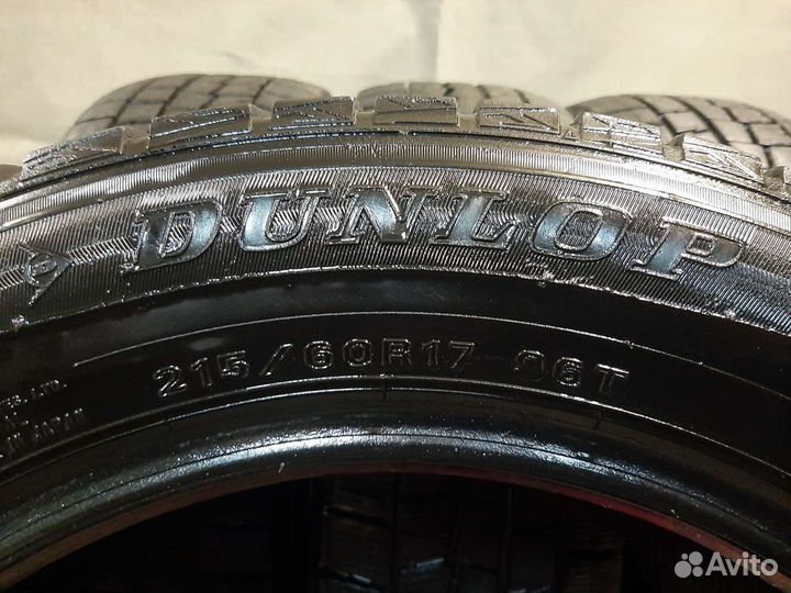 Dunlop SP Winter Maxx WM01 215/60 R17