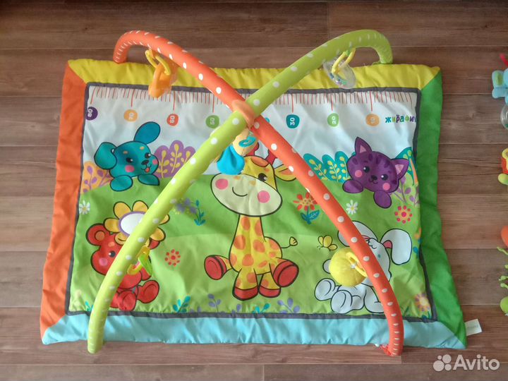 Развивающий коврик + пакет погремушек 0-6месяцев