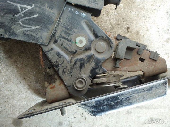 Ручка ручного тормоза Audi A4 B7 2005-2007