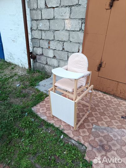 Стульчик для кормления