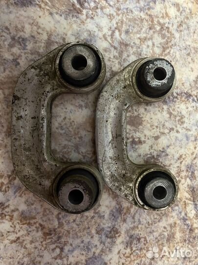 Стойки переднего стабилизатора Audi оригинал