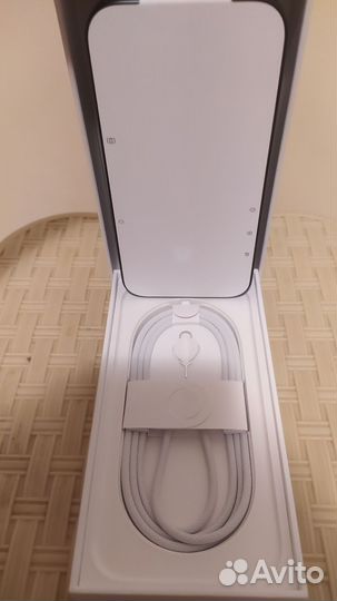 iPhone 16 Pro, 256 ГБ