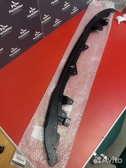 Грязезащитный щиток бампера DFR5500S0 Mazda