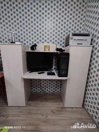 Школьный стол бу