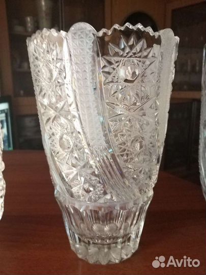 Ваза хрустальная