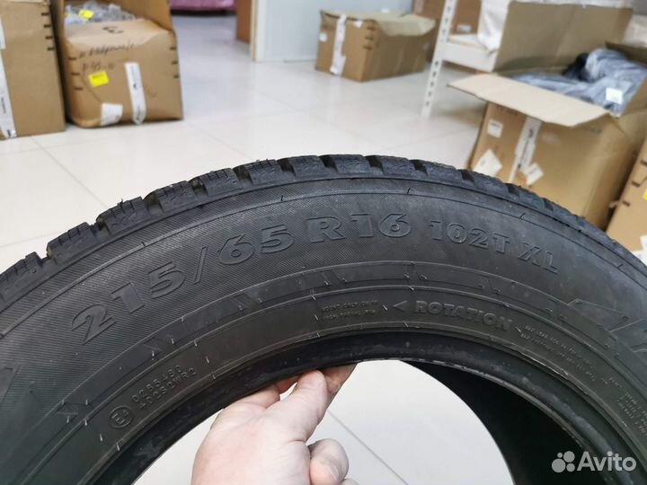 Nordman 7 215/65 R16 102T