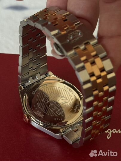 Наручные Часы Salvatore Ferragamo