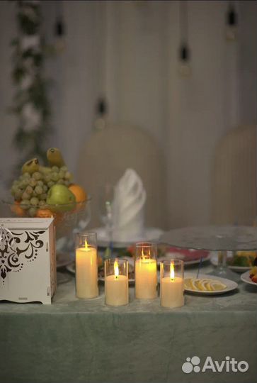 Стол для молодых