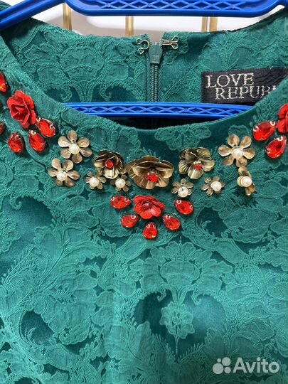 Платье женское