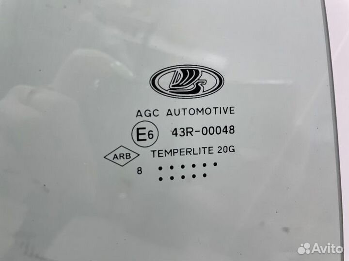 Стекло двери заднее правое LADA X-Ray